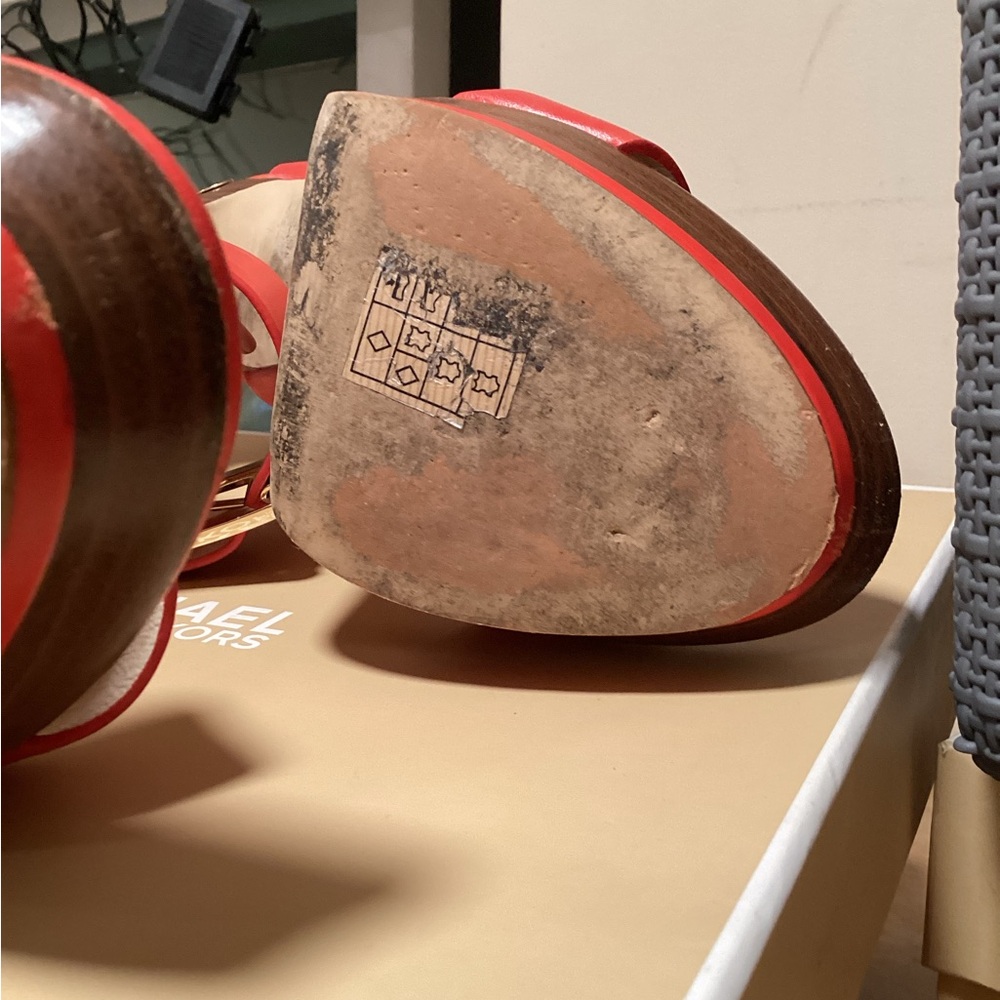 Michael Kors Becca Leather Platform Sandel in Mandarin 9M - Picture 10 of 12